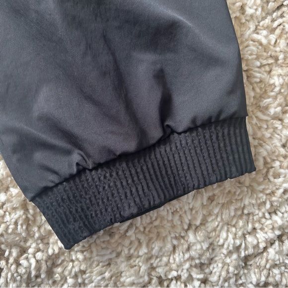 ✔️NWT✔️ NIKE Sportswear Tech Pack High Rise Pants - Picture 10 of 13